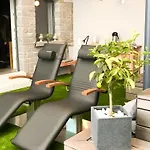 아파트 Chillout *